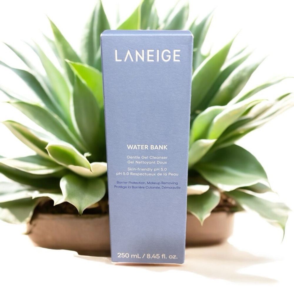 LANEIGE Water Bank Cleanser in Blue Packaging